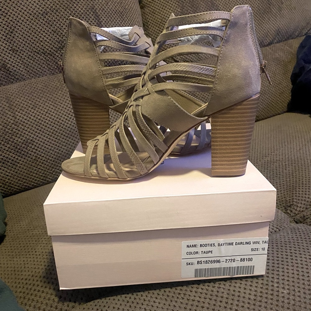 Justfab stacked heel zip back bootie
